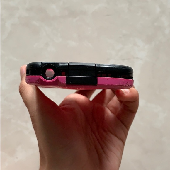 iPhone 5 Lifeproof Case - Picture 3 of 4